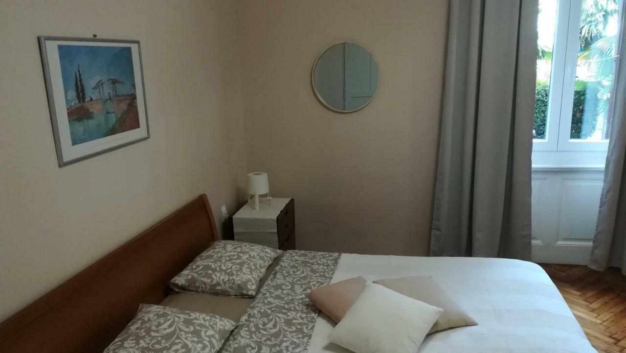 Apartment Tina โอปาติยา ภายนอก รูปภาพ